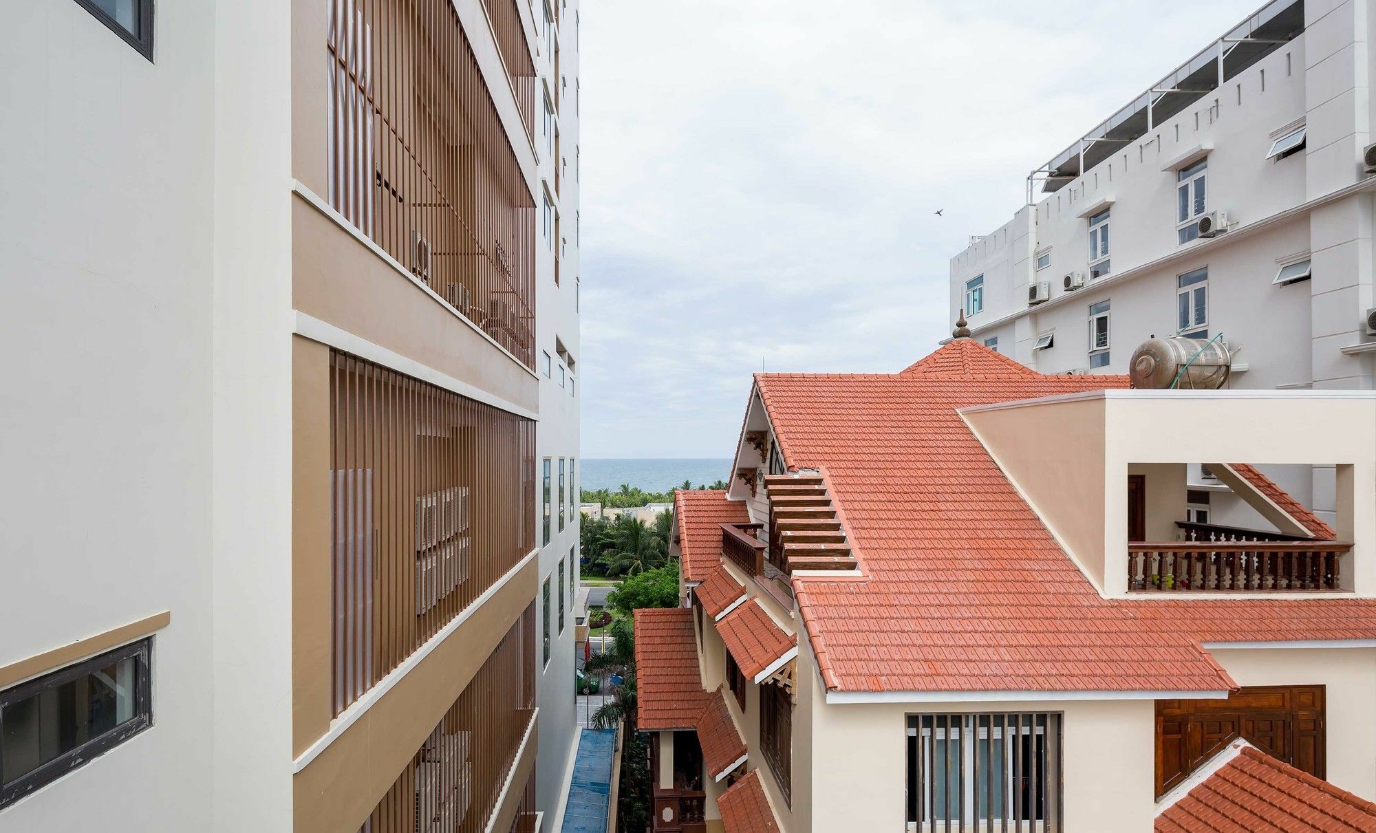 Zoneland Apartments - LaHome Beach Villa Da Nang Esterno foto